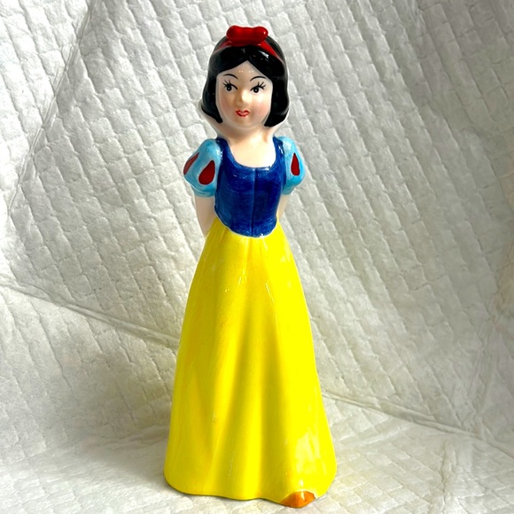 Disney Art Snow White China Figurine Poshmark
